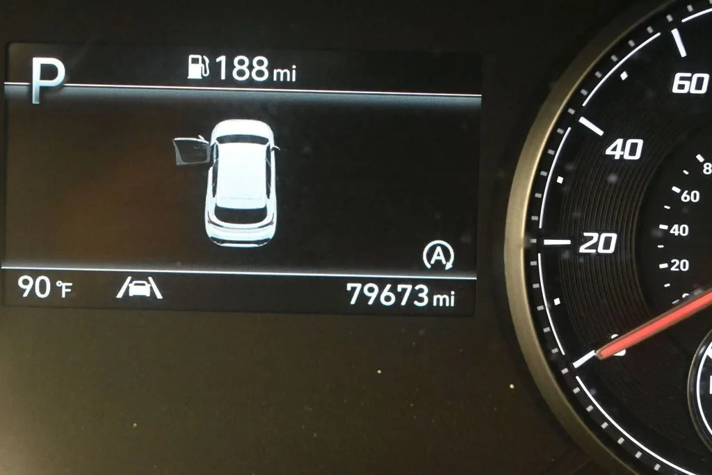 2021 Hyundai Santa Fe SE photo 11