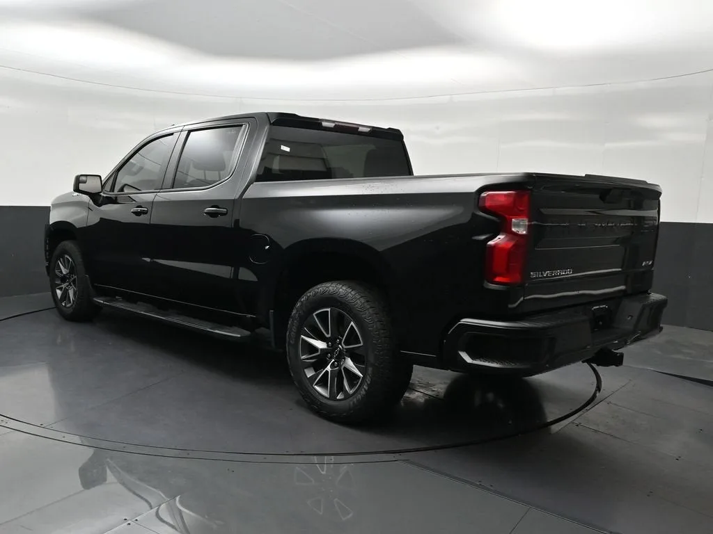 2022 Chevrolet Silverado 1500 LTD RST photo 3