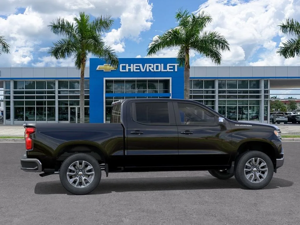2026 Chevrolet Silverado 1500 LT photo 7