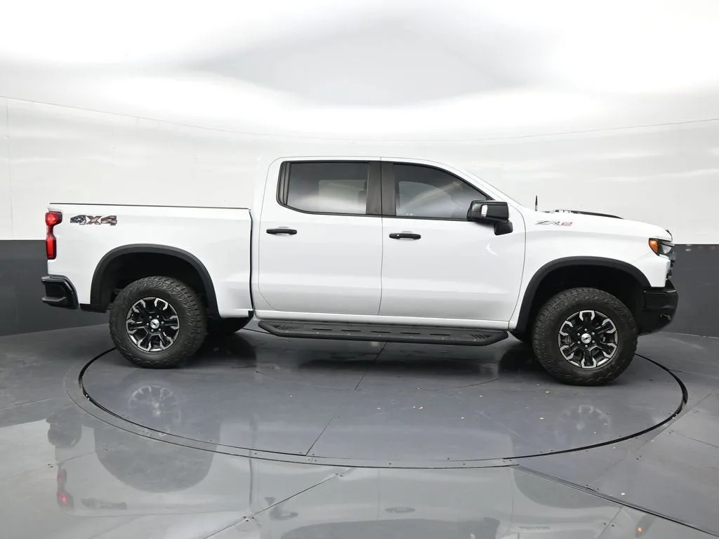 2024 Chevrolet Silverado 1500 ZR2 photo 6