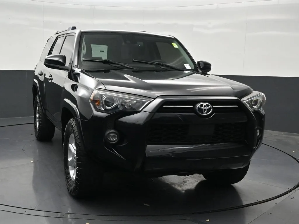2021 Toyota 4Runner SR5 photo 8