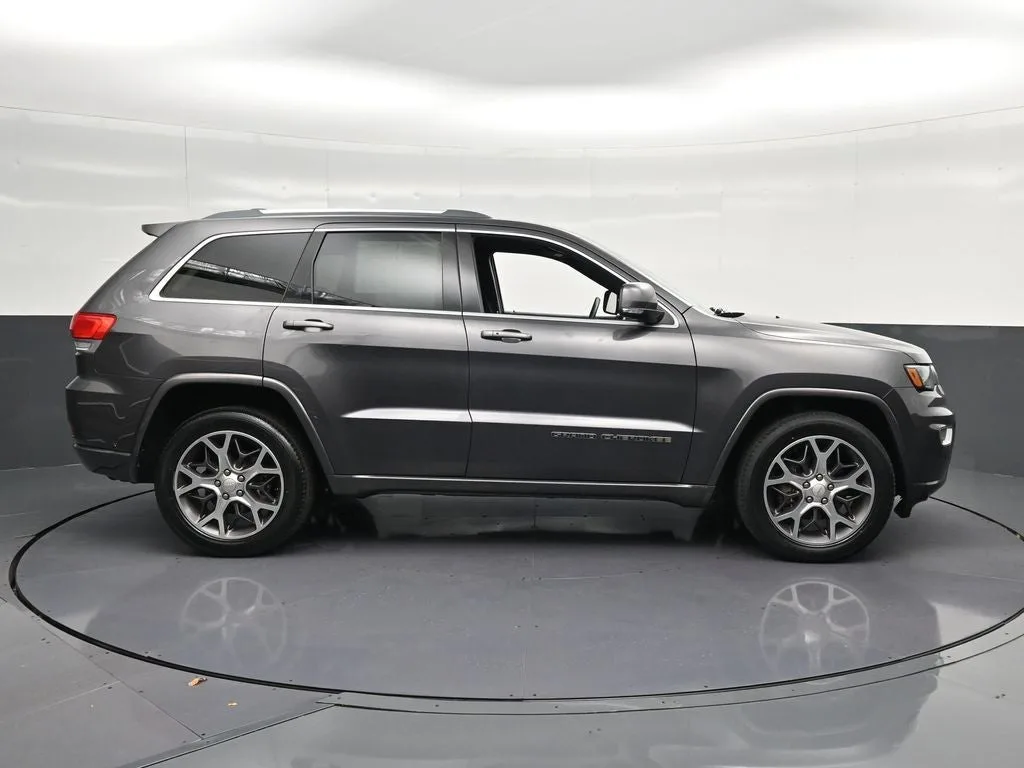 2018 Jeep Grand Cherokee Limited photo 4