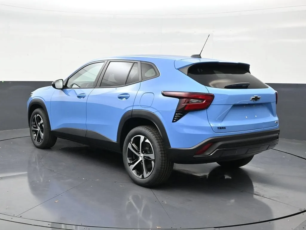 2024 Chevrolet Trax 1RS photo 3