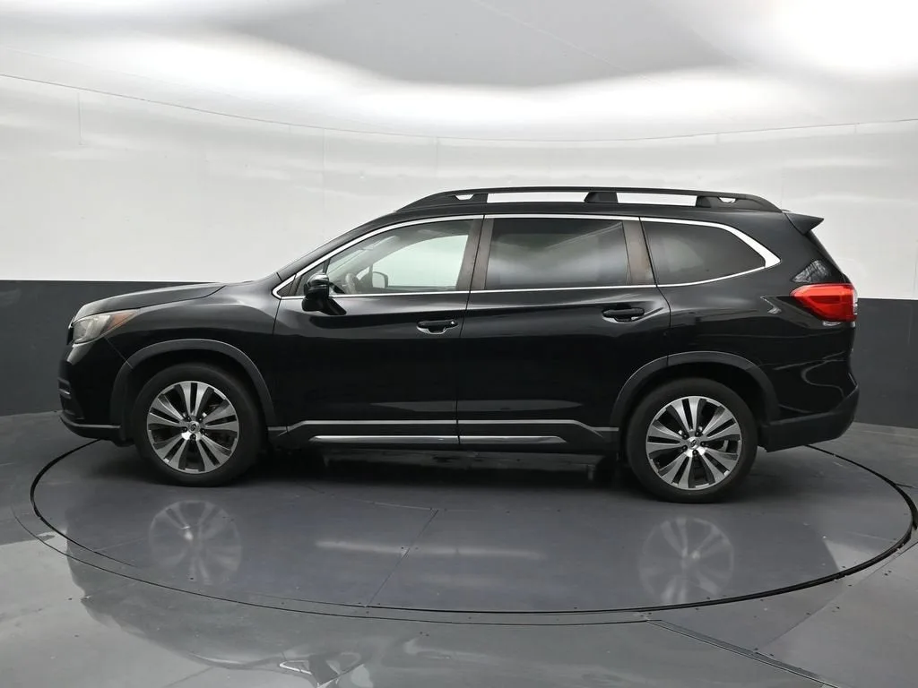 2019 Subaru Ascent Limited photo 2