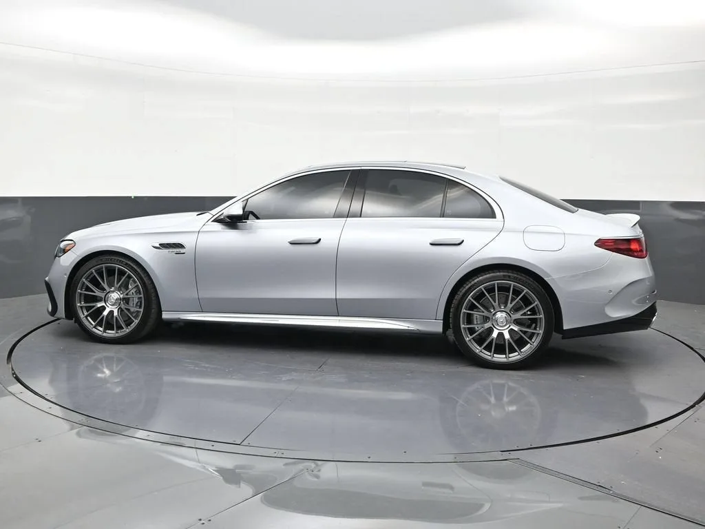 2026 Mercedes-Benz AMG® E 53 E AMG® E 53 E photo 2