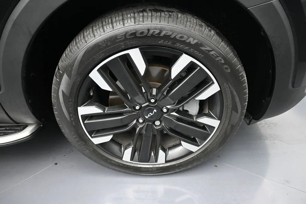 2024 Kia Telluride SX photo 9
