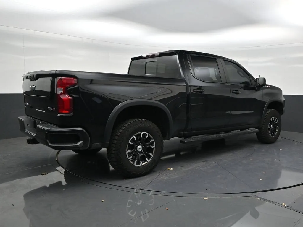 2024 Chevrolet Silverado 1500 ZR2 photo 5