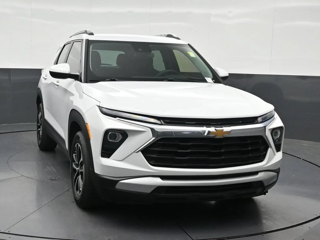 2024 Chevrolet Trailblazer LT photo 8