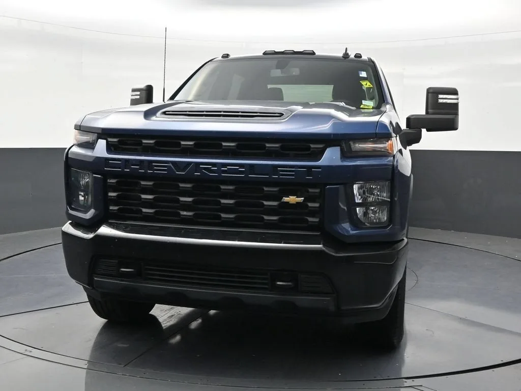 2021 Chevrolet Silverado 2500 HD Custom photo 8