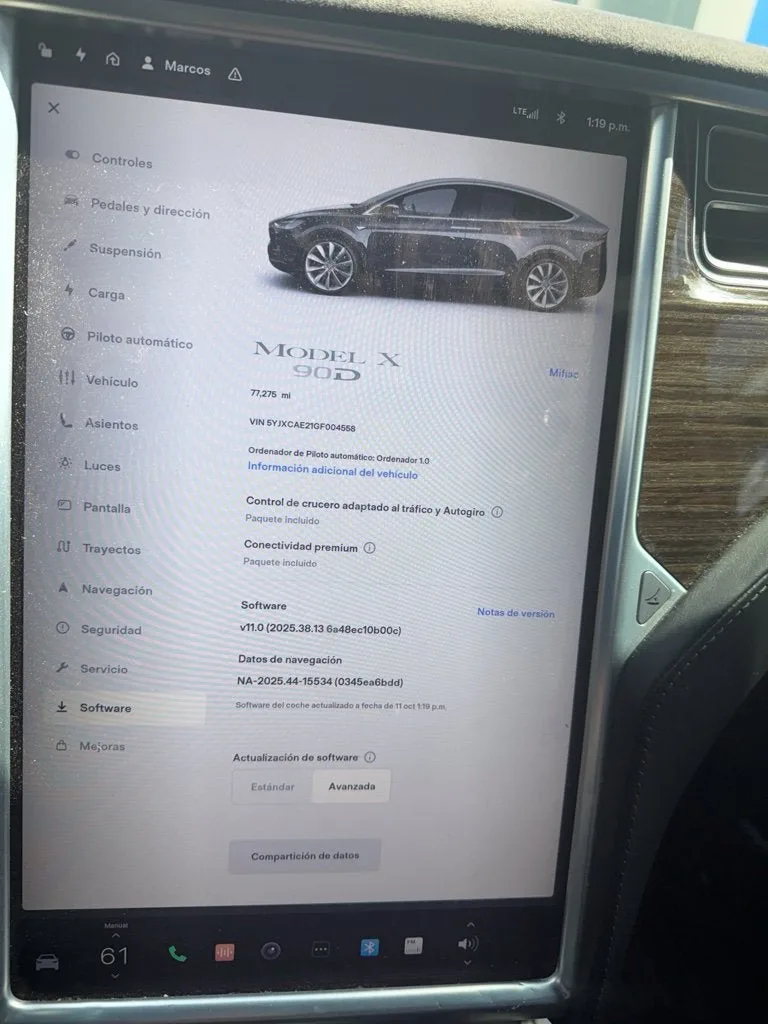 2016 Tesla Model X 90D photo 4