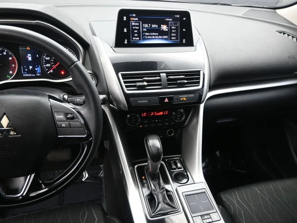 2020 Mitsubishi Eclipse Cross SE 1.5T photo 12