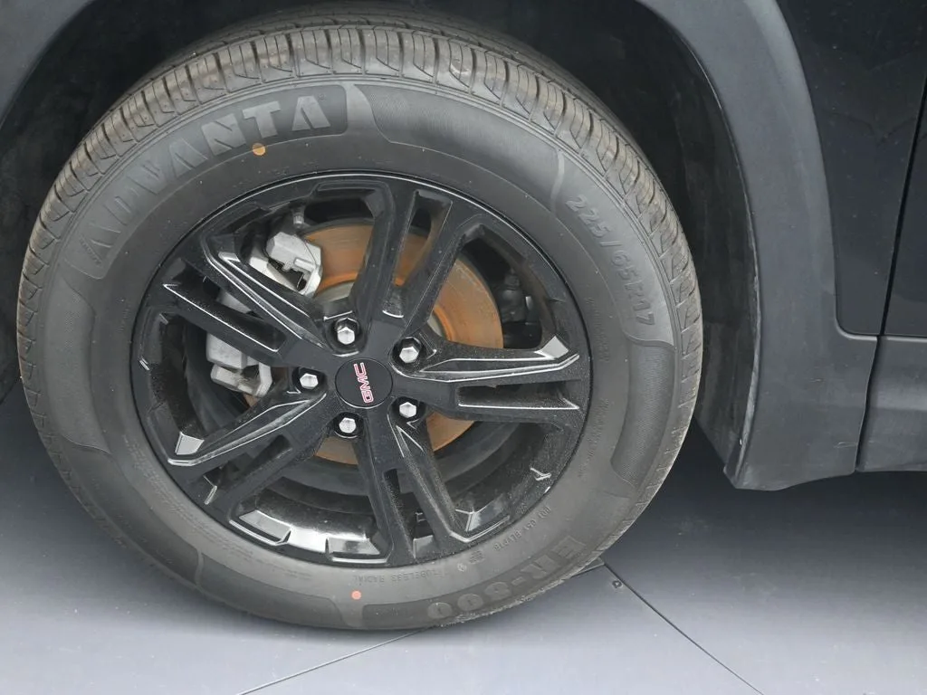 2023 GMC Terrain AT4 photo 9