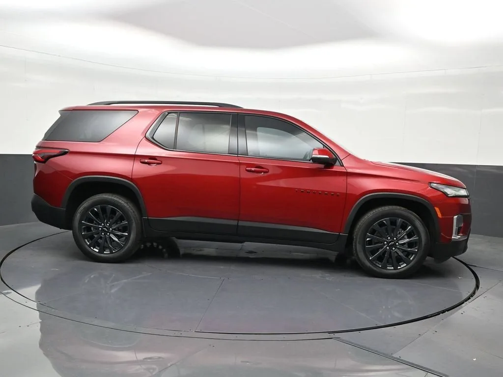 2023 Chevrolet Traverse RS photo 7