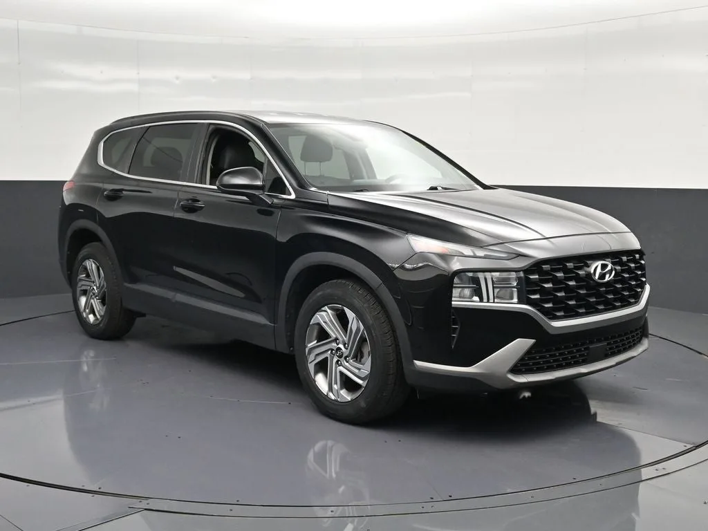 2021 Hyundai Santa Fe SE photo 5