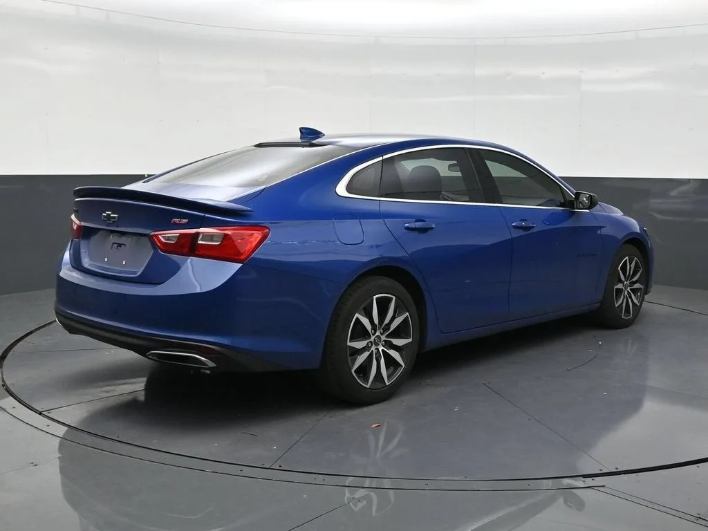 2023 Chevrolet Malibu RS photo 5