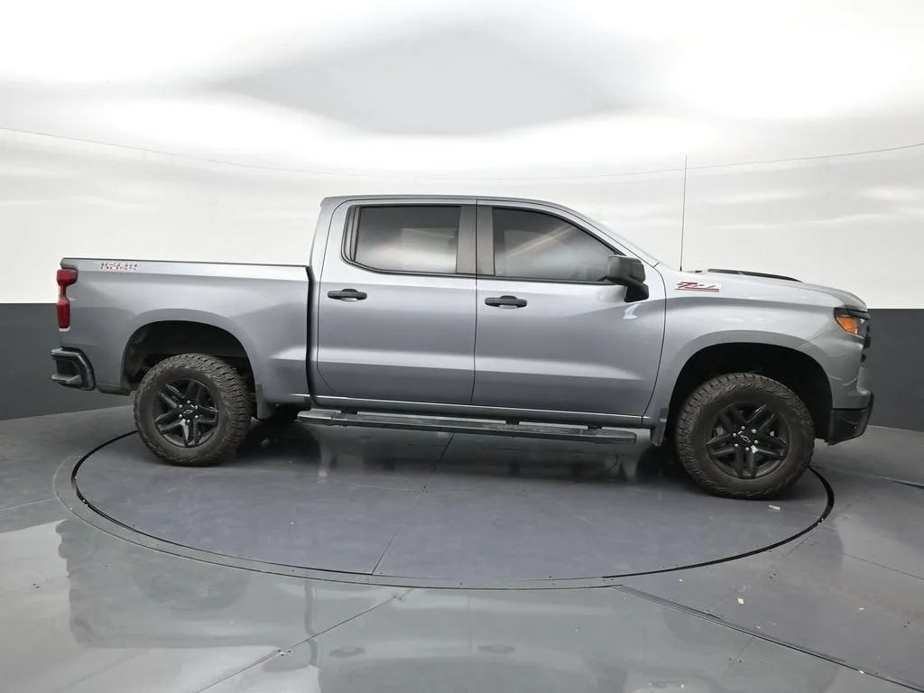 2024 Chevrolet Silverado 1500 Custom Trail Boss photo 6