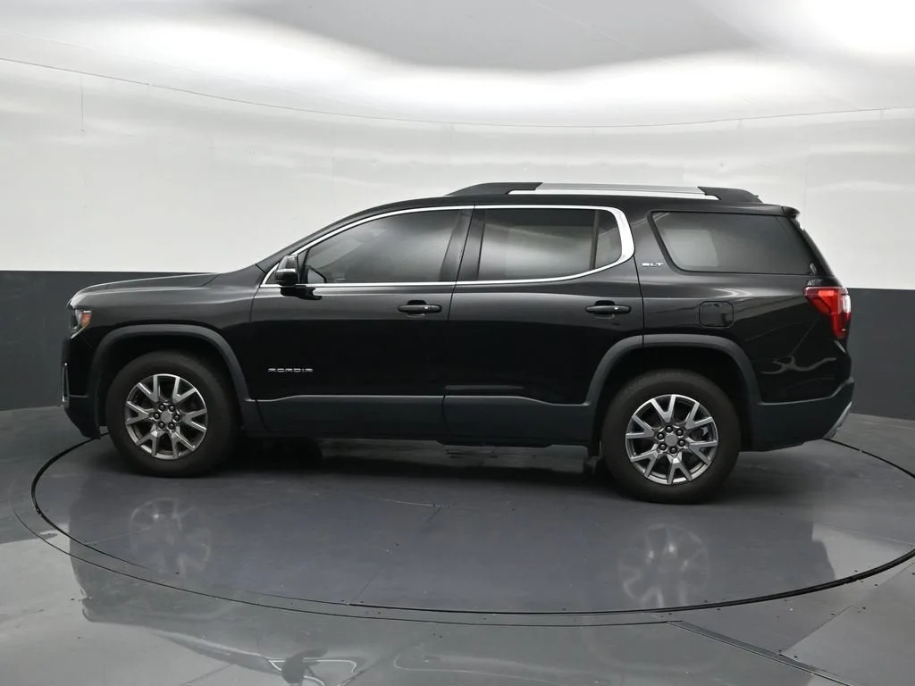 2020 GMC Acadia SLT photo 2