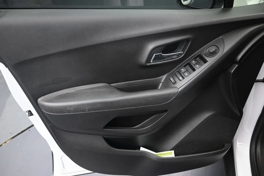 2020 Chevrolet Trax LT photo 11
