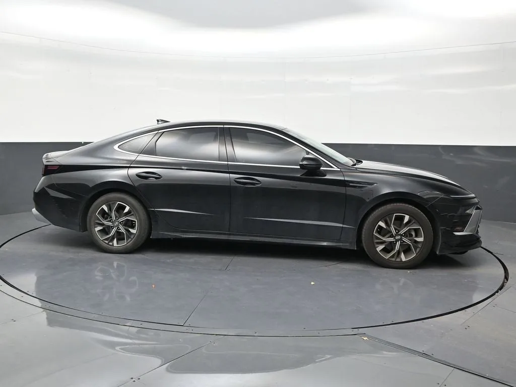 2024 Hyundai Sonata SEL photo 6