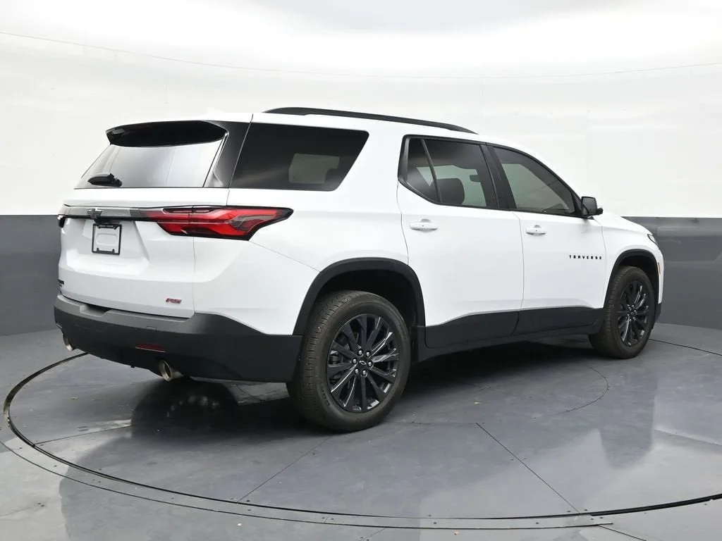 2024 Chevrolet Traverse Limited RS photo 5