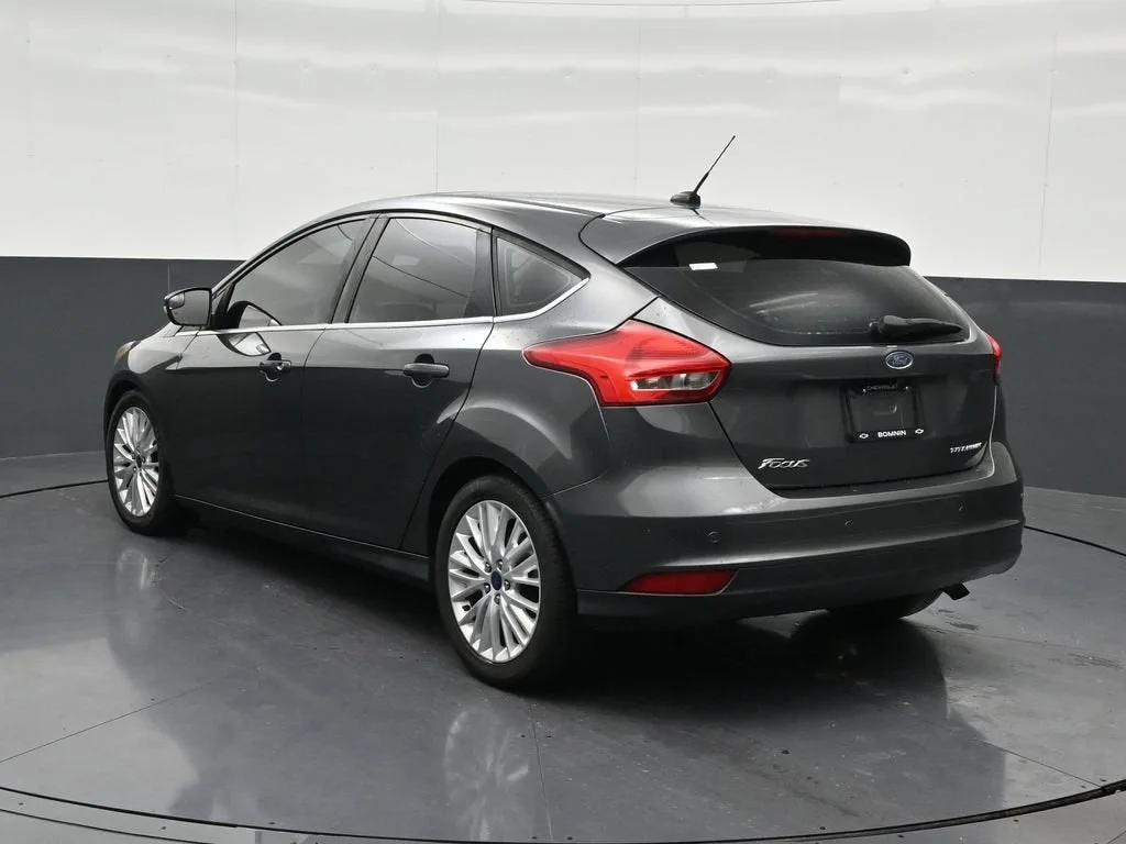 2018 Ford Focus Titanium photo 3