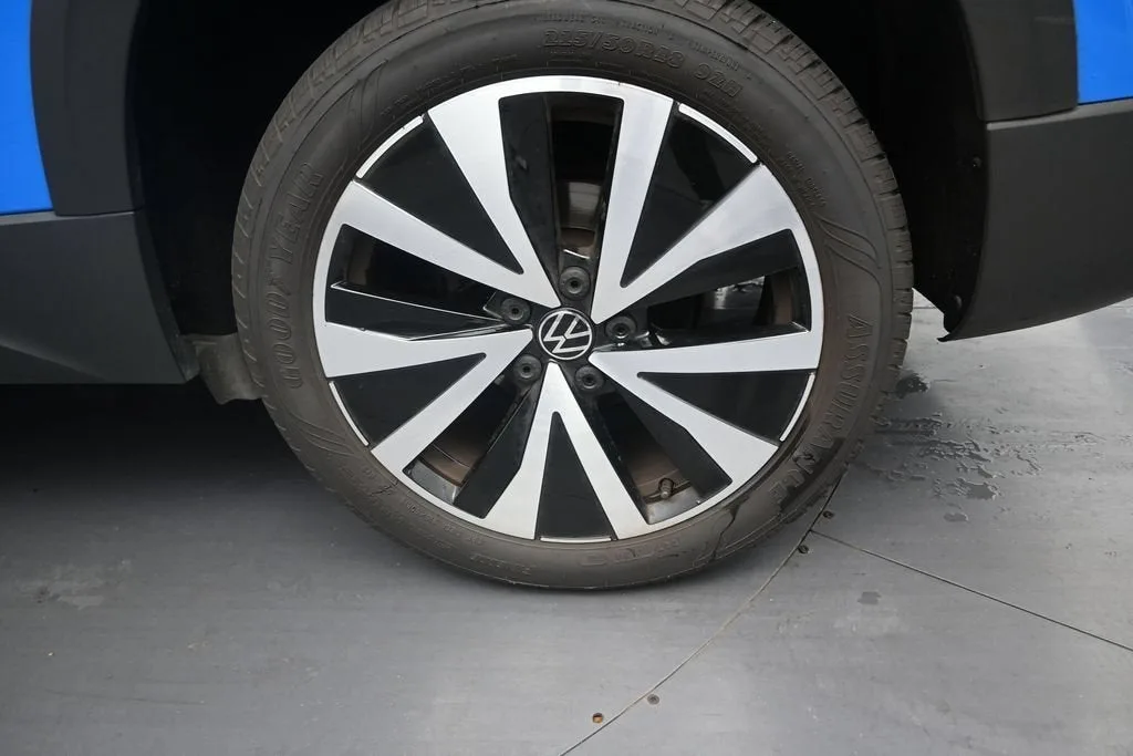 2022 Volkswagen Taos 1.5T SE photo 9