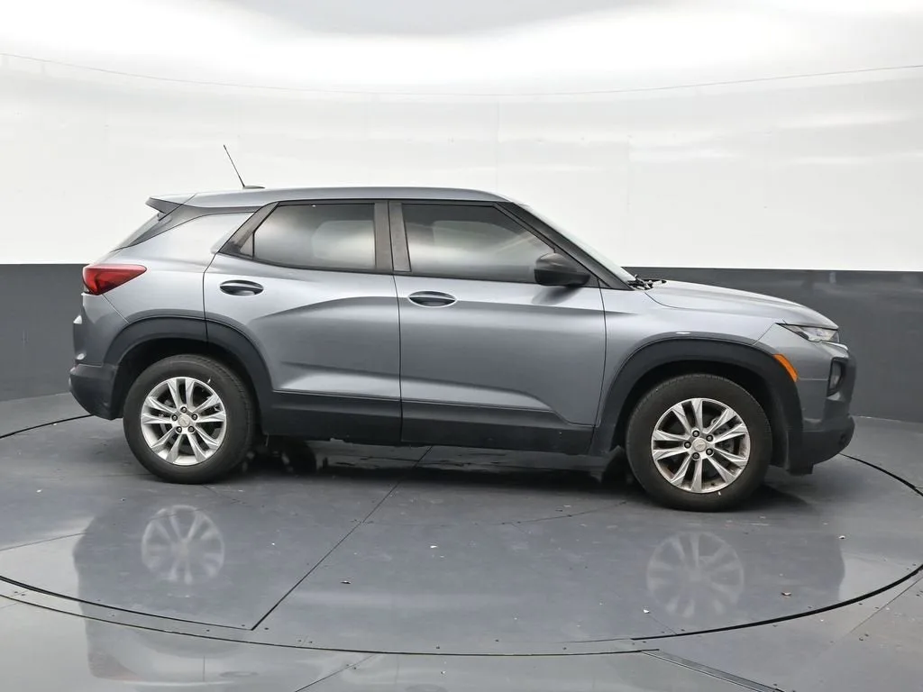 2021 Chevrolet Trailblazer LS photo 6