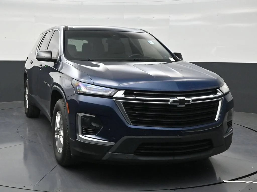 2022 Chevrolet Traverse LS photo 7