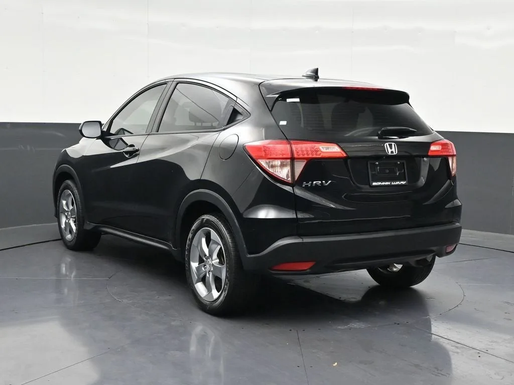 2018 Honda HR-V LX photo 3