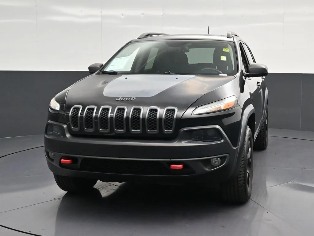 2017 Jeep Cherokee Trailhawk photo 6