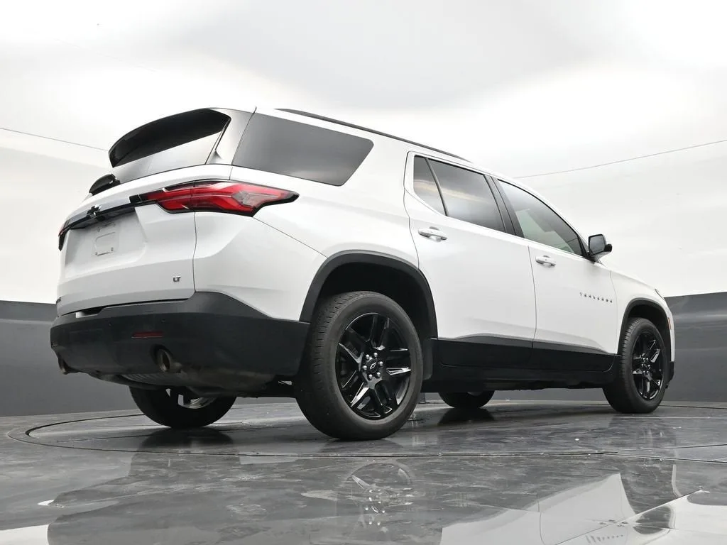 2022 Chevrolet Traverse LT Cloth photo 24