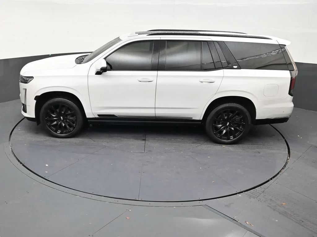 2023 Cadillac Escalade 4WD Sport photo 12