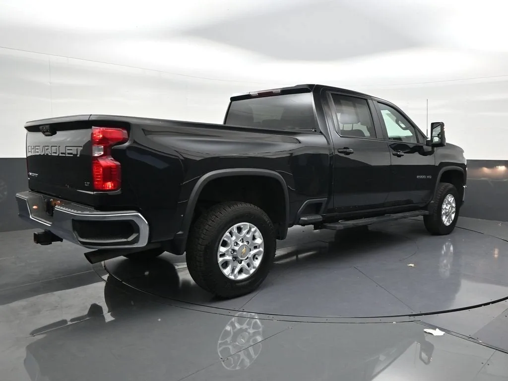 2024 Chevrolet Silverado 2500 HD LT photo 5