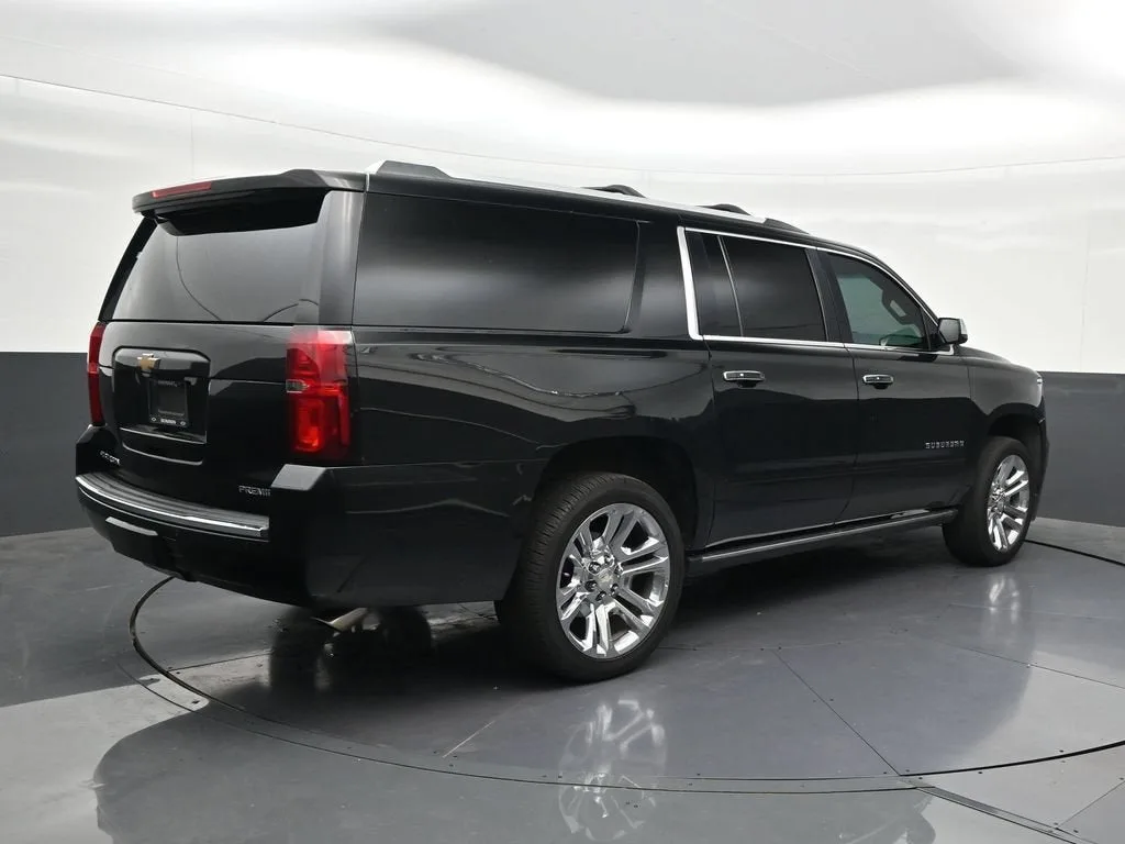2020 Chevrolet Suburban Premier photo 5
