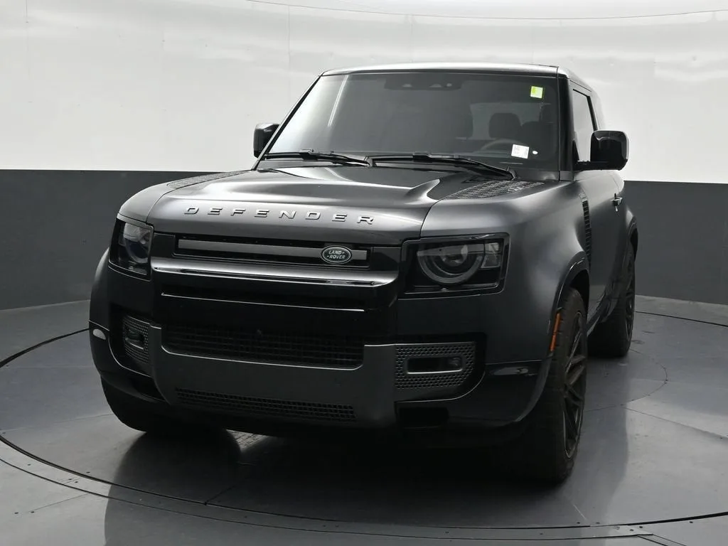 2023 Land Rover Defender 90 Carpathian Edition photo 8