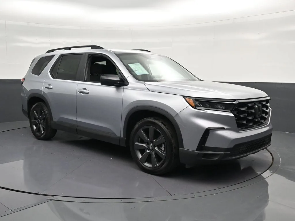 2025 Honda Pilot Sport photo 5