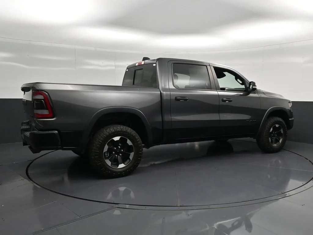 2022 RAM 1500 Rebel photo 3