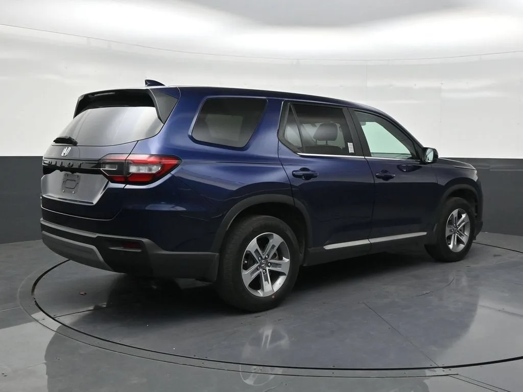 2025 Honda Pilot EX-L photo 5