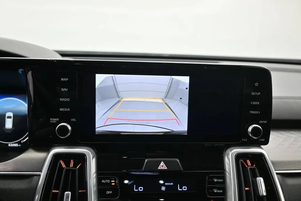 2023 Kia Sorento SX photo 11
