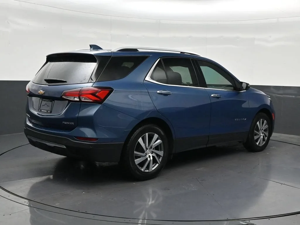 2024 Chevrolet Equinox Premier photo 5