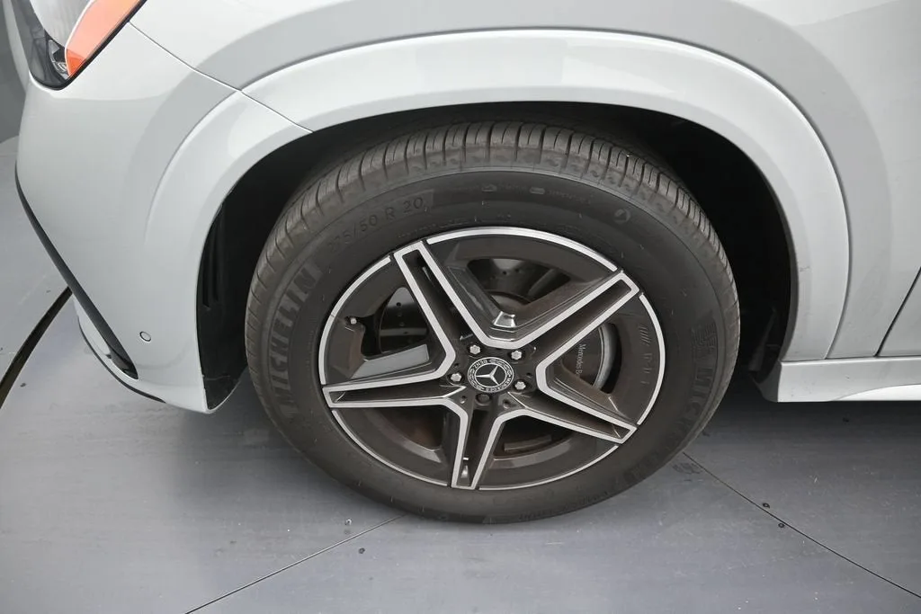 2026 Mercedes-Benz GLE 450 Coupe 4MATIC® photo 9