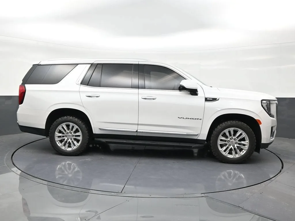 2022 GMC Yukon SLT photo 6