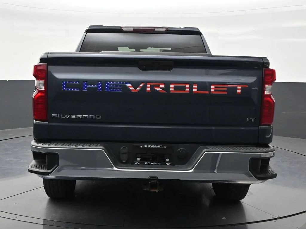 2021 Chevrolet Silverado 1500 LT photo 4