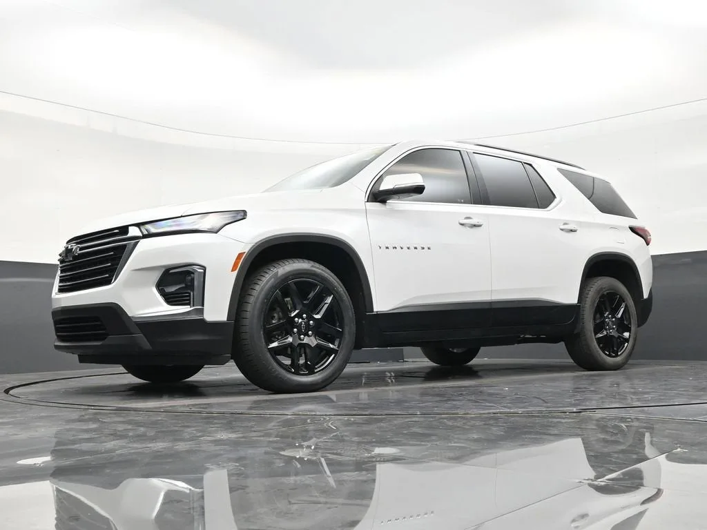 2022 Chevrolet Traverse LT Cloth photo 20