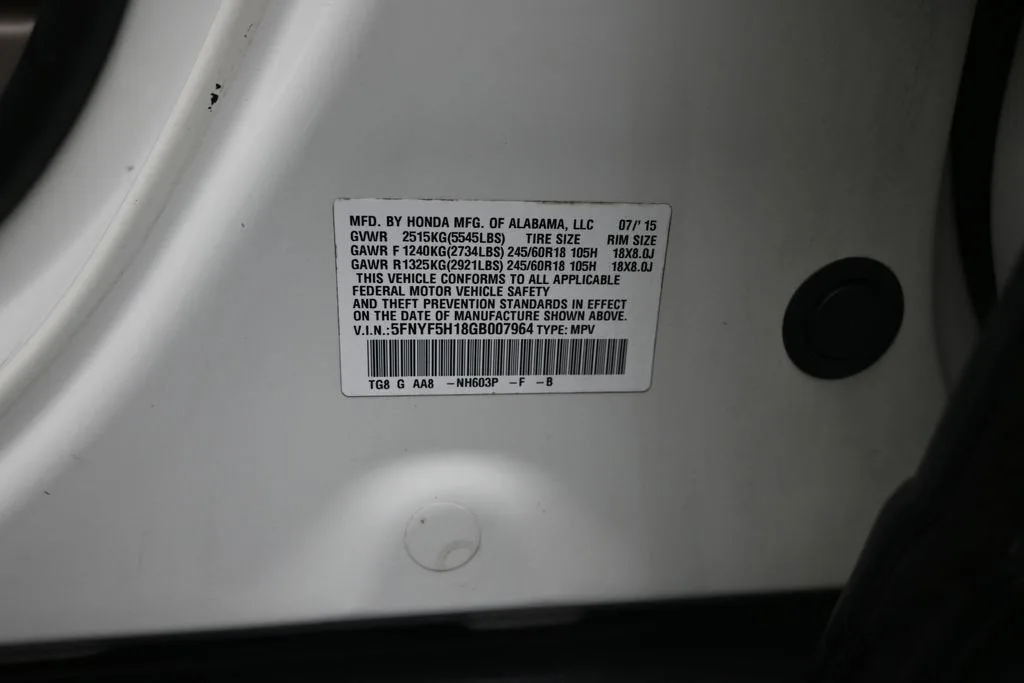2016 Honda Pilot LX photo 11