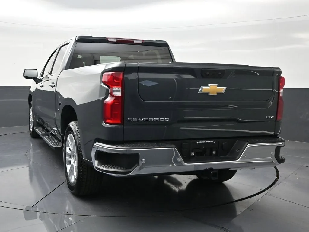 2026 Chevrolet Silverado 1500 LTZ photo 4