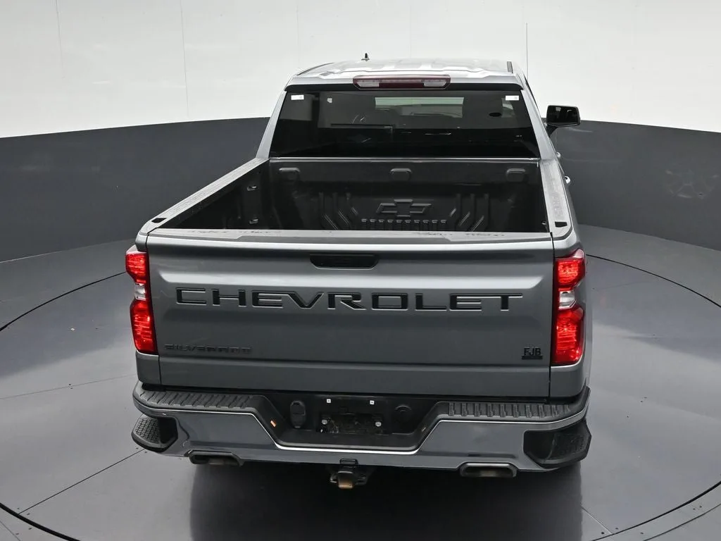 2023 Chevrolet Silverado 1500 LT photo 10