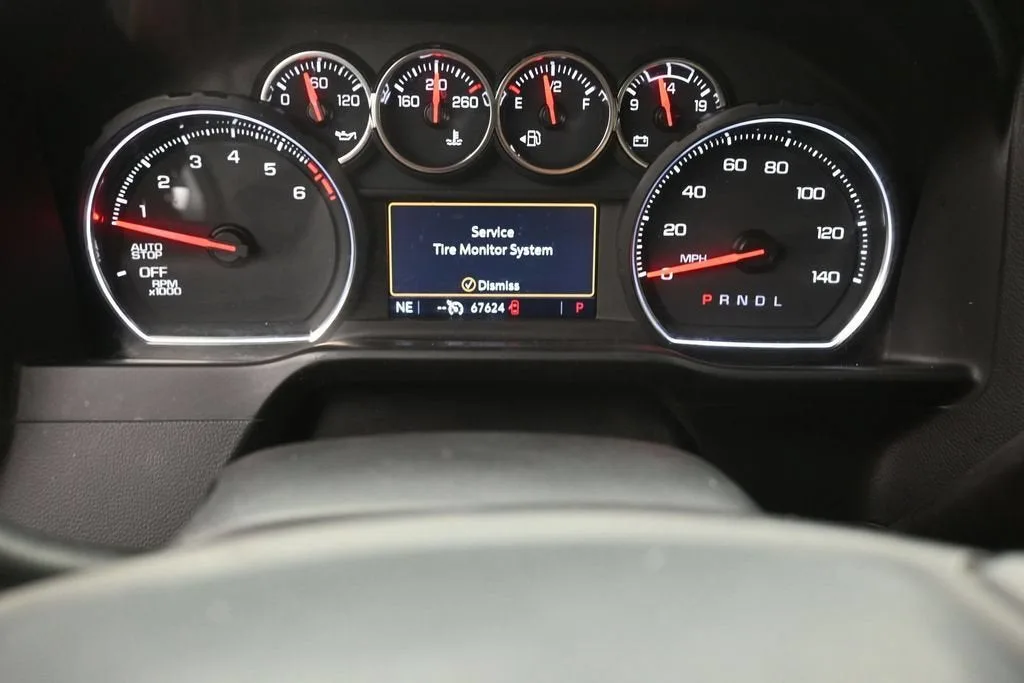 2021 Chevrolet Silverado 1500 LT photo 11