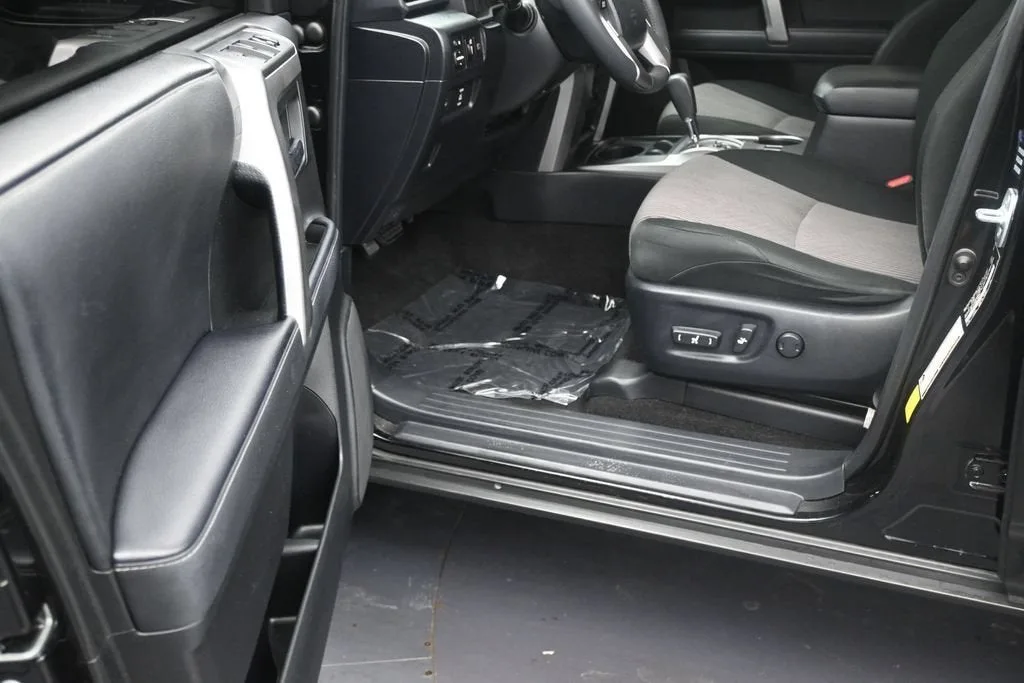2021 Toyota 4Runner SR5 photo 11