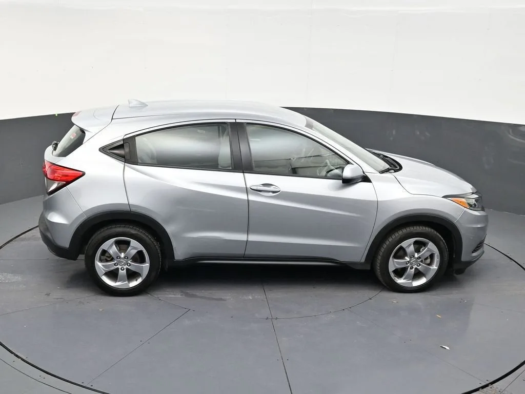 2019 Honda HR-V LX photo 18